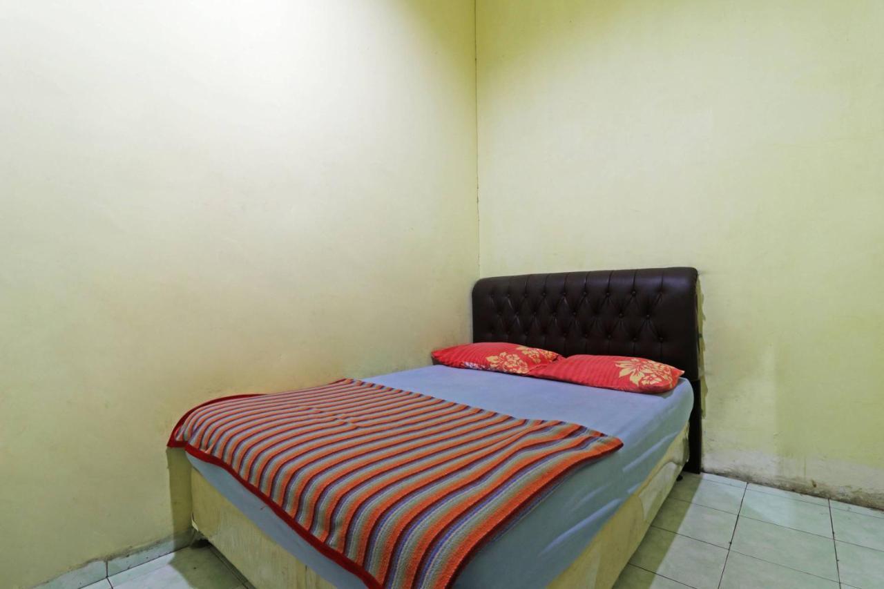 Wisma Cempaka 2 Syariah Ξενοδοχείο Parit  Εξωτερικό φωτογραφία